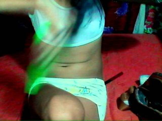 Екранни снимки на излъчване HungryPussyX