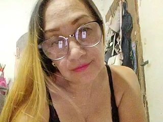 Еротичен видео чат cherrywhite03