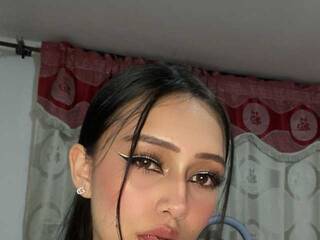 Еротичен видео чат chloe-martin