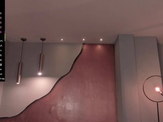 Еротичен видео чат ChristineFord