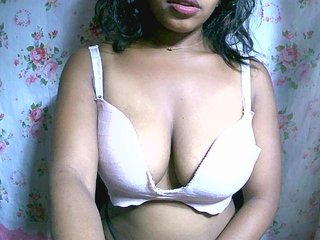 Еротичен видео чат Ciara12