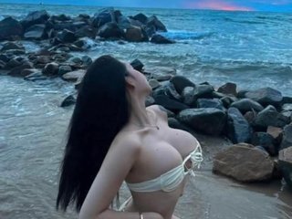 Еротичен видео чат CindyBlune