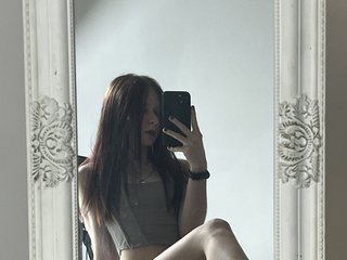 Еротичен видео чат CindyYoungs
