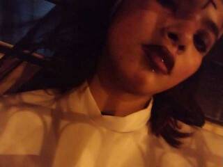 Еротичен видео чат ClaryCats