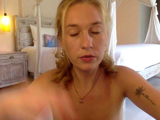 Екранни снимки на излъчване lilbadgurl