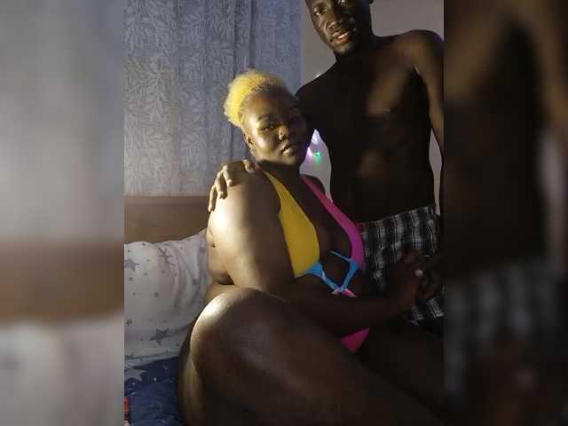 Екранни снимки на излъчване Coitoncouples