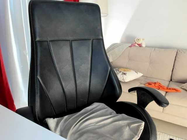 Екранни снимки на излъчване Colette1W