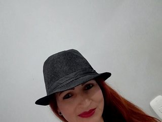 Еротичен видео чат ConnyRed