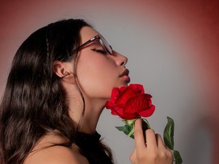 Еротичен видео чат CoralineSanchez