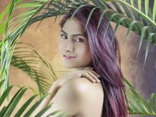 Еротичен видео чат CoralJones