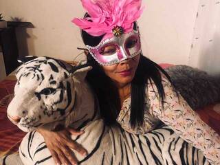 Еротичен видео чат corallsmith