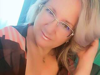 Еротичен видео чат Corynia