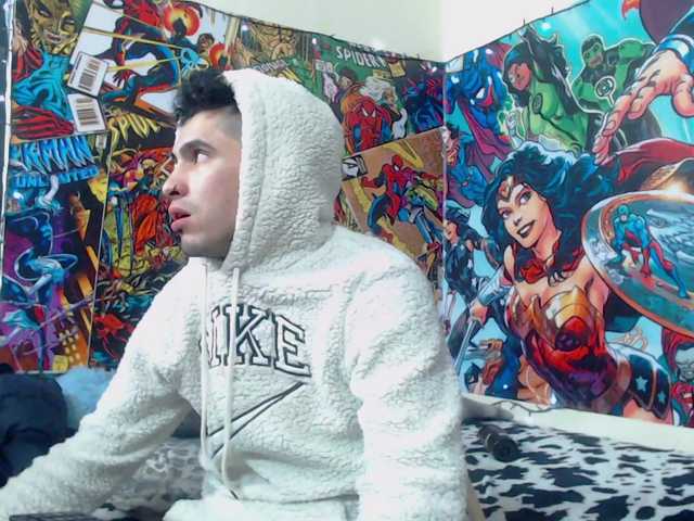 Екранни снимки на излъчване CoupleLatinjs