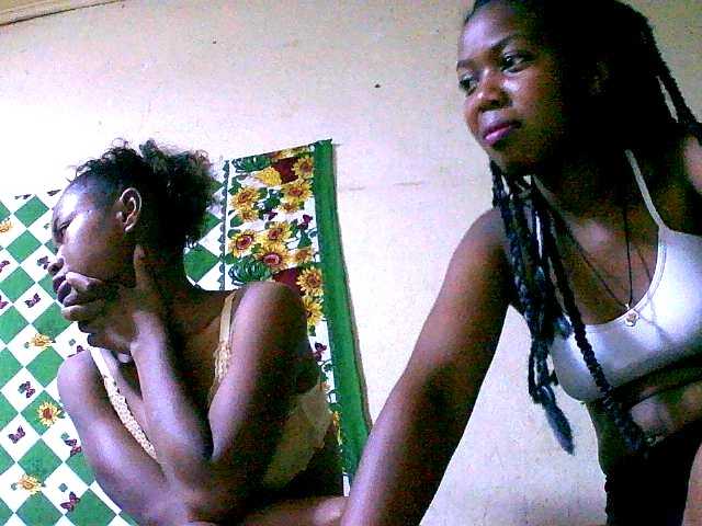 Екранни снимки на излъчване couplesex2