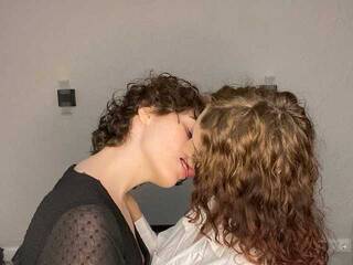 Еротичен видео чат couplesilkk