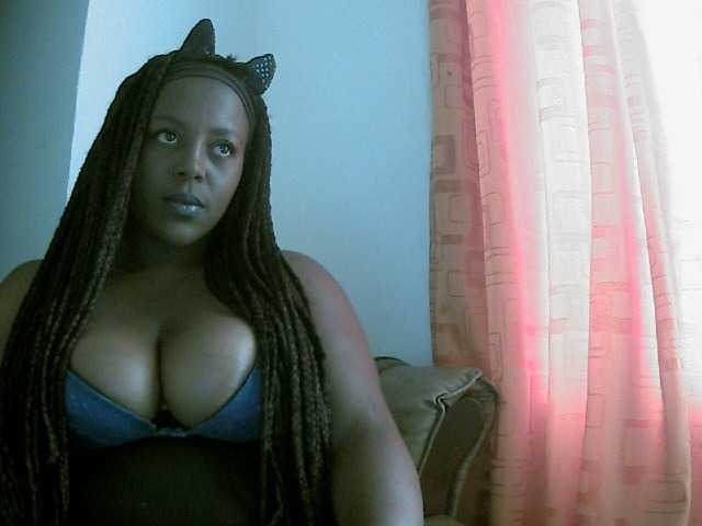 Екранни снимки на излъчване Courney