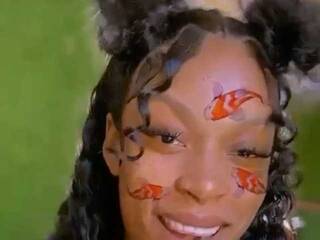 Еротичен видео чат Creamcandy