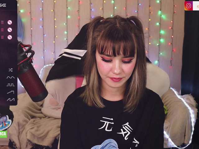 Екранни снимки на излъчване CreamMeow