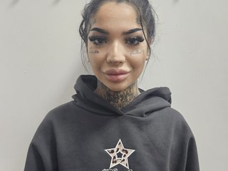 Еротичен видео чат CreamyInk