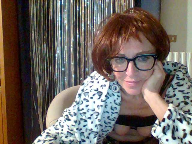 Екранни снимки на излъчване Crisalideal