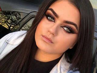 Еротичен видео чат Criss2603