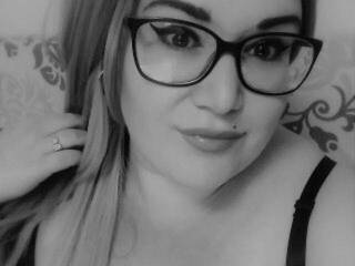 Еротичен видео чат CrissyBBW