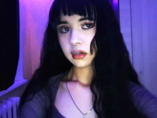 Снимка на профила Wednesday13
