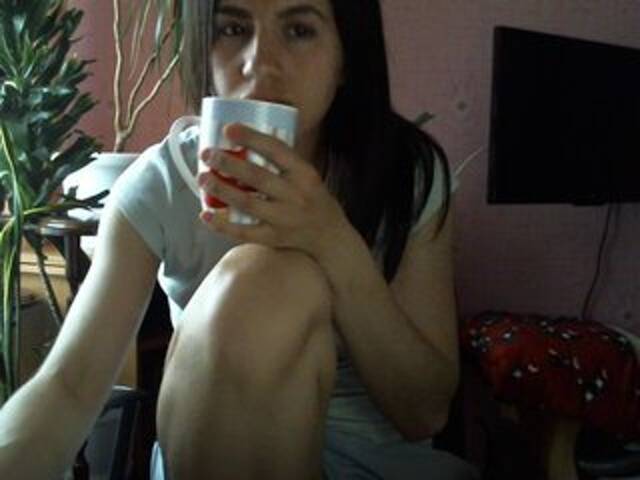 Екранни снимки на излъчване CryptexMNML