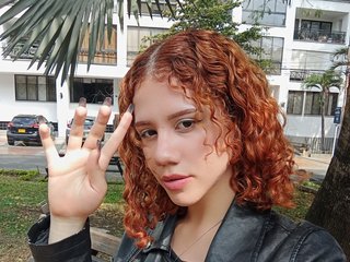 Еротичен видео чат CurlyR0se
