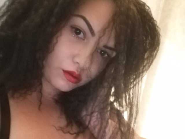 Снимка на профила CurvyDoll