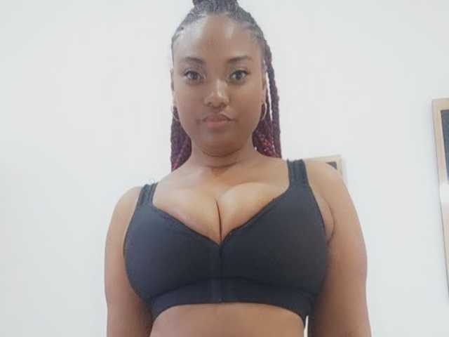 Снимка на профила curvymommyy