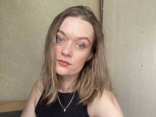 Еротичен видео чат Hadangry