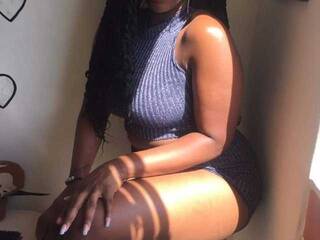 Еротичен видео чат Cyntia-cossio