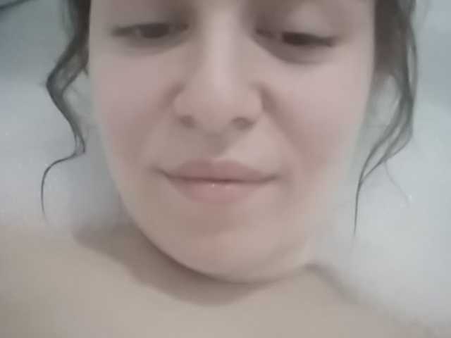 Екранни снимки на излъчване daddyissues1