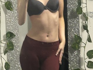 Еротичен видео чат Daisypeach