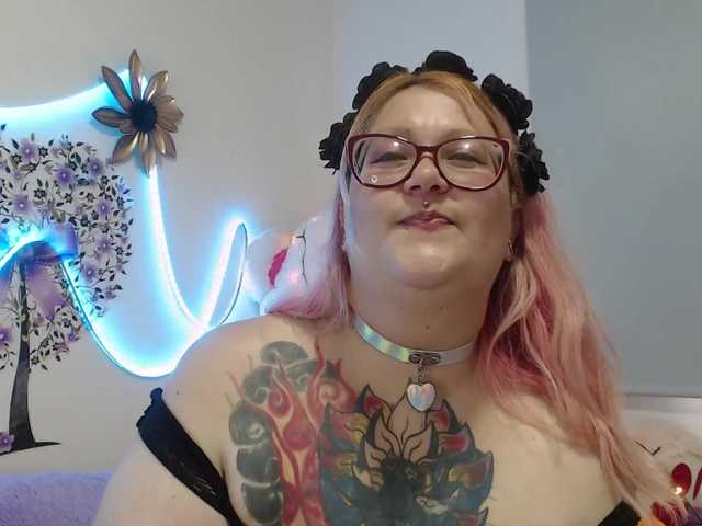 Екранни снимки на излъчване daliamoon