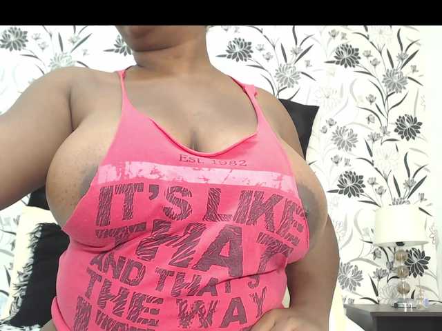 Екранни снимки на излъчване DannaBlack