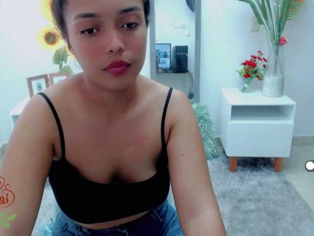 Екранни снимки на излъчване DannaTaylor