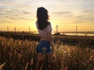 Еротичен видео чат DaphneMoss