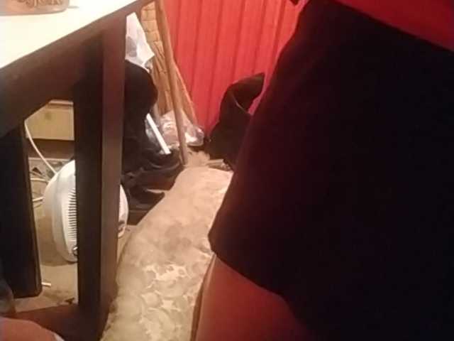 Екранни снимки на излъчване Dark-Cherry