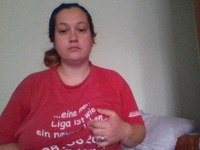 Екранни снимки на излъчване Deedeeg