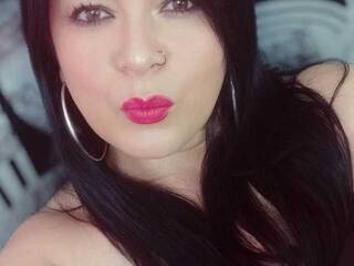 Еротичен видео чат deepselena8