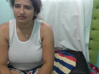 Екранни снимки на излъчване deliciahotxx