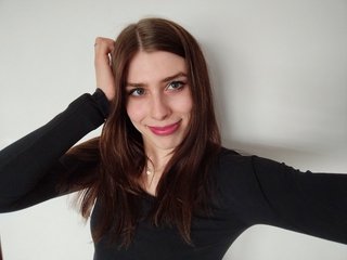 Еротичен видео чат desirePIA