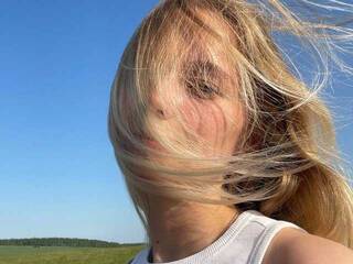 Еротичен видео чат Detkaaa