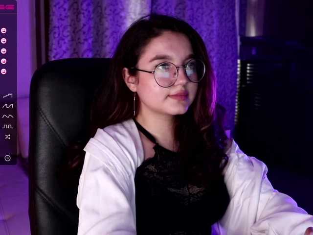 Екранни снимки на излъчване Diamond-Doll