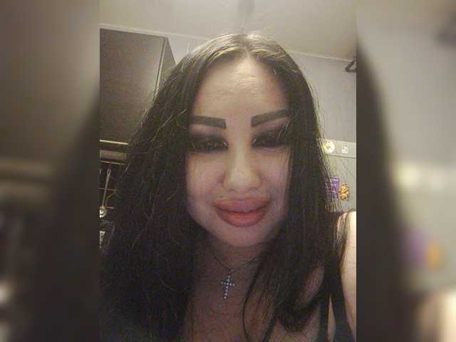 Екранни снимки на излъчване DiamondKey