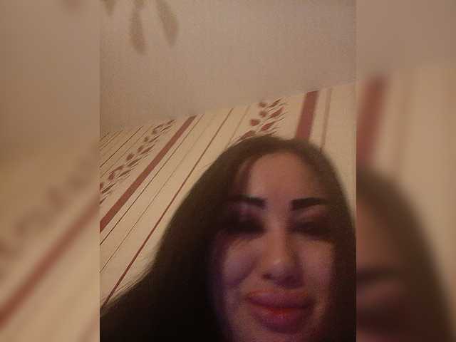 Екранни снимки на излъчване DiamondKey