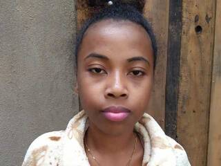 Еротичен видео чат Didianah