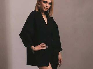 Еротичен видео чат Dillza